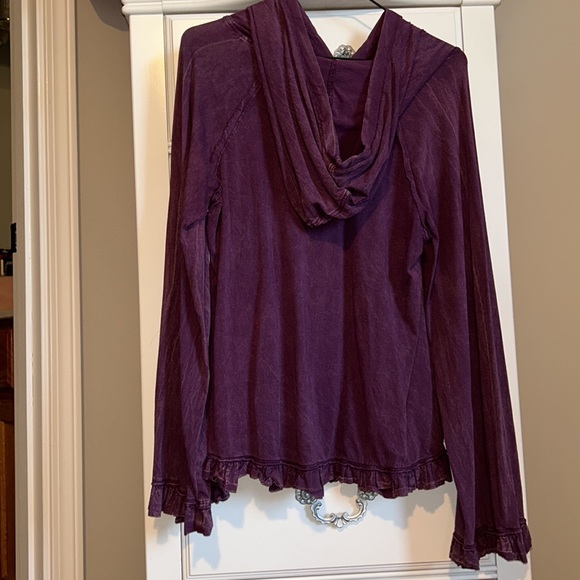 Altar’d State Top - Picture 8 of 10